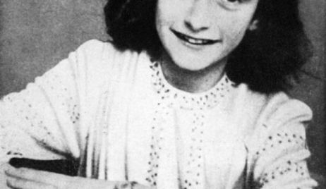 El misterio del colgante de Anna Frank aparecido en un campo de exterminio nazi
