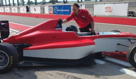 El piloto Santafesino Ian Reutemann entrena en la academia Ferrari