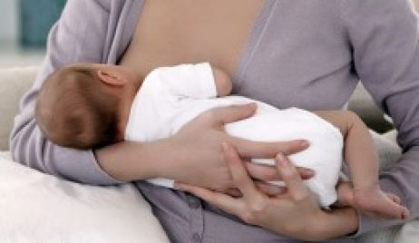 La leche materna ayuda a reducir el riesgo de enfermedades respiratorias e infecciosas en el bebé