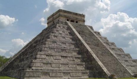 Enteráte qué hay debajo de una de las pirámides mayas más conocidas