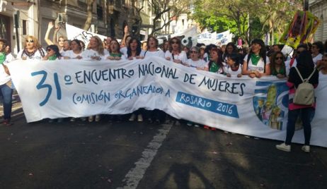 Rosario: Multitudinario encuentro de mujeres