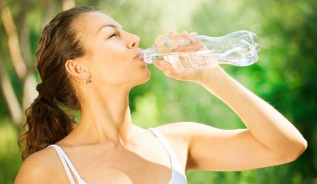 EL MINISTERIO DE SALUD BRINDÓ CONSEJOS PARA EVITAR LOS GOLPES DE CALOR