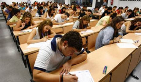 Continúa abierta la convocatoria para las Becas de Estudio de la UNL