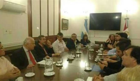 REUNION DEL GOBERNADOR LIFSCHITZ CON REPRESENTANTES DE LA COMUNIDAD DE LOS HOSPITALES PROVINCIALES.
