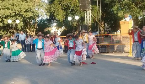 La Academia de Danzas Folklóricas Muna Munanky, un orgullo al verlos bailar.
