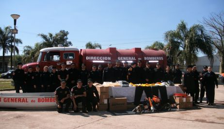ENTREGA DE VEHÍCULO Y ELEMENTOS PARA LA AGRUPACION BOMBEROS DE VERA