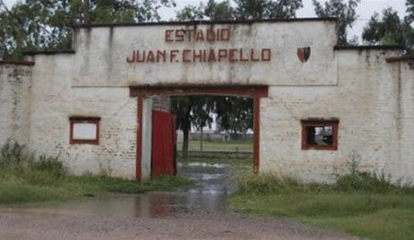 De venderlo por 200 mil pesos, a recibir casi 20 millones: la historia de San Lorenzo de Tostado, el primer club de Lucas Alario