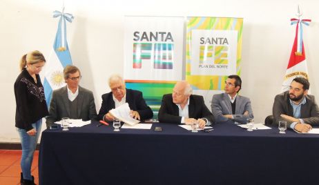 SE LICITÓ OBRAS VIALES PARA EL DEPARTAMENTO VERA 