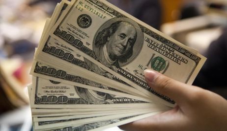 El dólar  superó los 18 pesos
