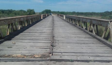 SOLICITAN LA REPARACIÓN DEL PUENTE DE PUERTA NEGRA
