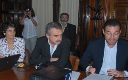 El kirchnerismo propone que Santa Fe tenga policías municipales