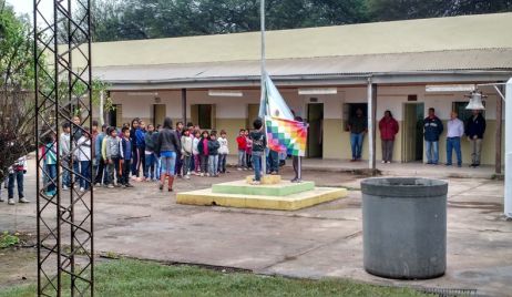 El gobierno Provincial deja de costear el traslado de docentes a escuelas rurales