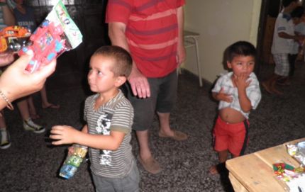 FESTEJOS DE NAVIDAD EN EL COMEDOR “SAN MARTÍN DE PORRES”