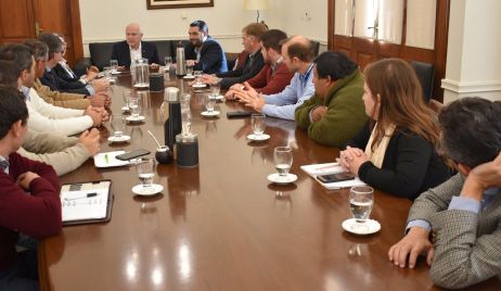 LIFSCHITZ CON CANDIDATOS SOCIALISTAS DEL DEPARTAMENTO VERA.