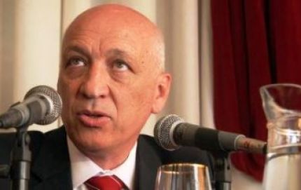 BONFATTI PONE LÍMITES A LOS GREMIOS: LA PROVINCIA AÚN RASCA LA OLLA