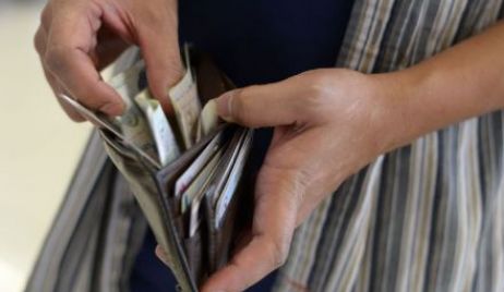 El 60% de la población ocupada gana hasta $30.000, según el Indec