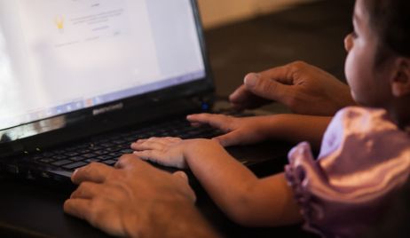 Los empleados públicos con hijos menores de 13 podrán trabajar de manera remota