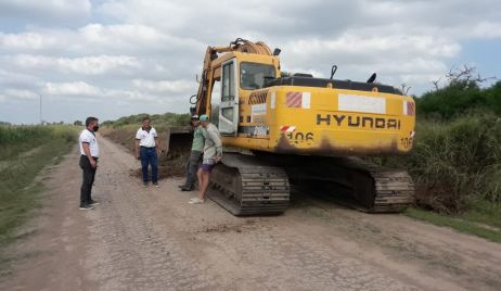 Bajos Submeridionales: La provincia proyecta obras para evitar anegamientos y garantizar el abastecimiento de agua