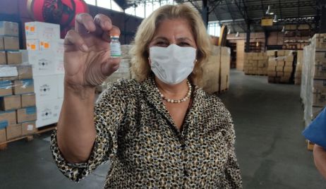 LA PROVINCIA COMIENZA A VACUNAR A LOS DOCENTES ESTE JUEVES