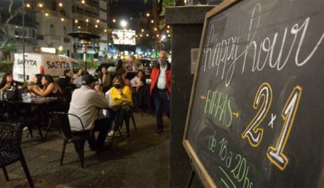 La provincia extendió el horario de cierre de locales gastronómicos y habilitó la pesca deportiva