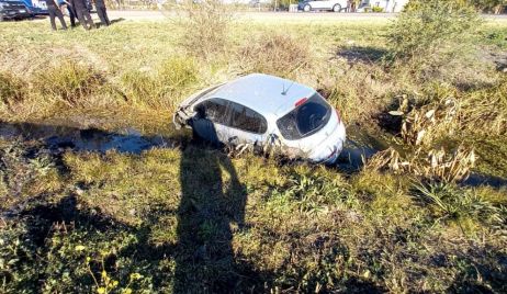 Despiste de vehículo sobre ruta 11.