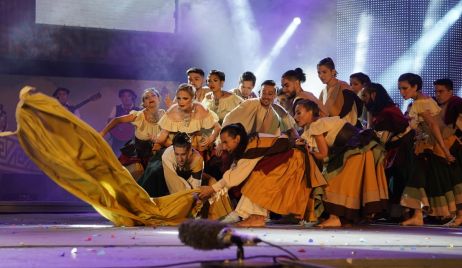 LA DELEGACIÓN OFICIAL DE LA PROVINCIA BRILLÓ EN EL FESTIVAL NACIONAL DE FOLCLORE DE COSQUÍN