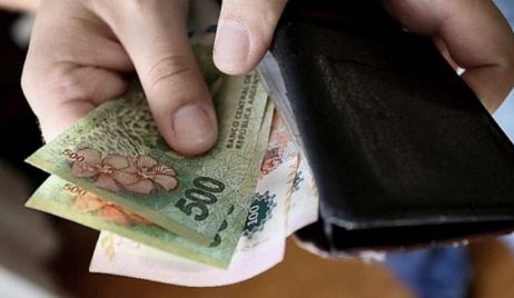 Salario mínimo: cerraron una suba de 45% y llegará a $ 47.850 en diciembre