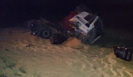 Volcó un camión sobre Ruta Nacional N° 98