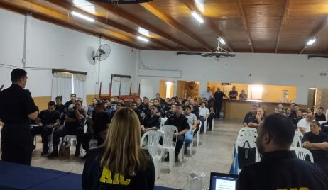CAPACITACION POLICIAL: “ VIOLENCIA DE GÉNERO”