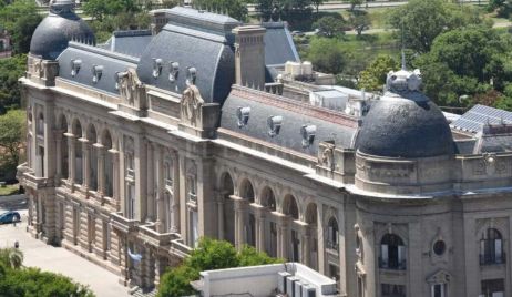 Este miércoles se retoman las  paritarias entre los gremios y la provincia