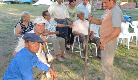 NAUNCHO Y NIEVES: TODA UNA VIDA DEDICADA A LOS ÁRBOLES