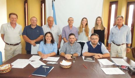 ASAMBLEA EN LA SOCIEDAD RURAL DE VERA
