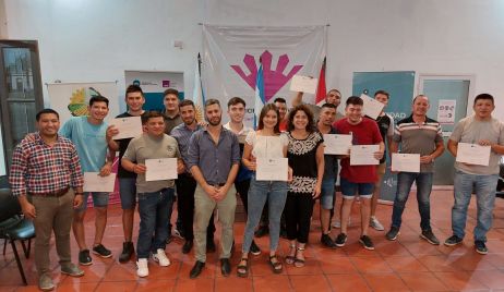 ENTREGA DE CERTIFICADOS A NUEVOS ELECTRICISTAS