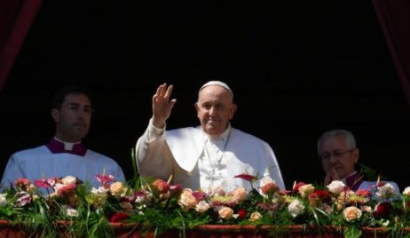 El Papa: Cristo ha resucitado. Jesús, el Viviente está con nosotros para siempre