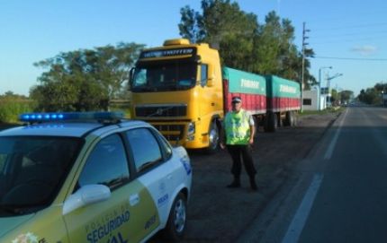 SECUESTRO DE CAMIÓN EN RUTA 11 POR SEGURIDAD VIAL