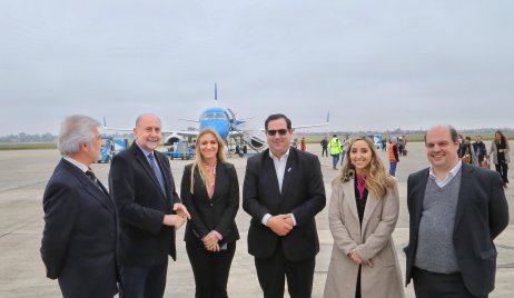 SE INAUGURÓ EL NUEVO VUELO DE AEROLÍNEAS ARGENTINAS QUE UNIRÁ BUENOS AIRES, ROSARIO Y RECONQUISTA