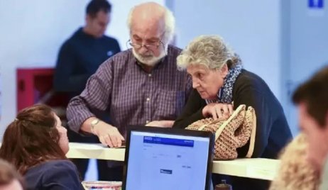 Los bancos ya no tendrán que exigir fe de vida a jubilados y pensionados