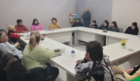 APOYO A EMPRENDEDORES Y ARTESANOS VERENSES