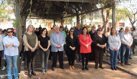 HOMENAJE A LOS MAESTROS