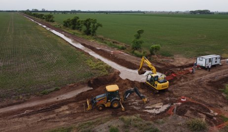 La provincia licita las obras de readecuación del canal interlagos en el departamento Vera