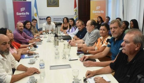 Piden aumento, le dan rebaja salarial