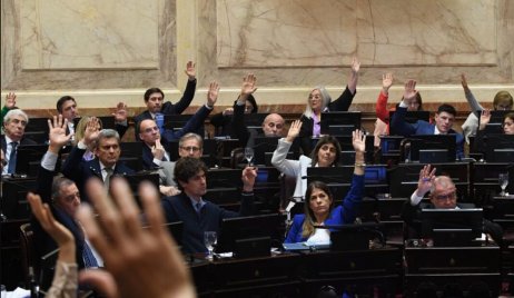 Los senadores con otro aumento pasan a cobrar más de $9,5 millones