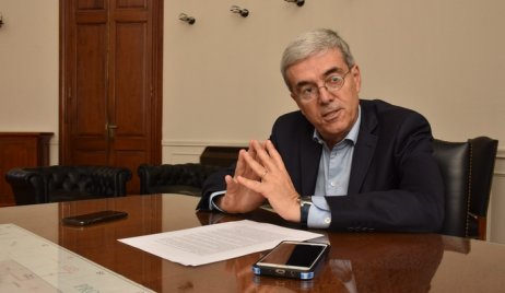 Walter Agosto advirtió sobre el endeudamiento de Santa Fe: 
