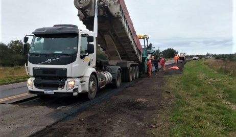 VIALIDAD NACIONAL SOSTIENE MEJORAS SOBRE RN 11 ENTRE GOBERNADOR CRESPO Y AVELLANEDA