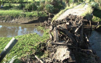  SE CAYÓ EL PUENTE DE NOGUE EN LOS BAJOS SUBMERIDIONALES
