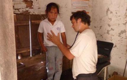 Un médico rosarino combate al Chagas y deslumbra al mundo de la mano de Lionel Messi