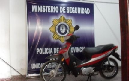 MOTO ZANELLA 110 HALLADA EN ESTADO DE ABANDONO