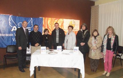 PRESENTO A.V.E. SU REVISTA LITERARIA