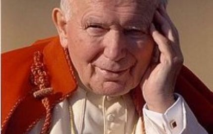 Juan Pablo II será nombrado santo por un decreto que firmó el Papa argentino