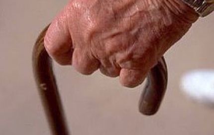 Allanaron hogar de ancianos por denuncia de malos tratos